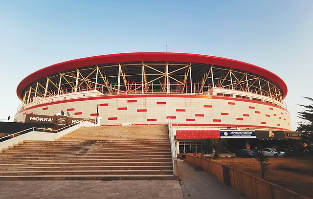 出巨大的能 出巨大的能